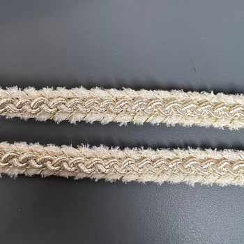 photo_6062086707990957397_y