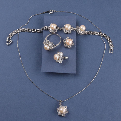 /tmp/v8_Lr0IIr_a141.000573-5