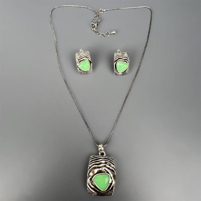 2133cfe5-c480-44d7-8424-3fce04ad5637